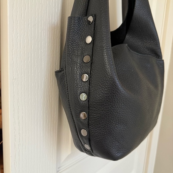 Hammitt Tom Large - black and gunmetal - no zip - Picture 3 of 10